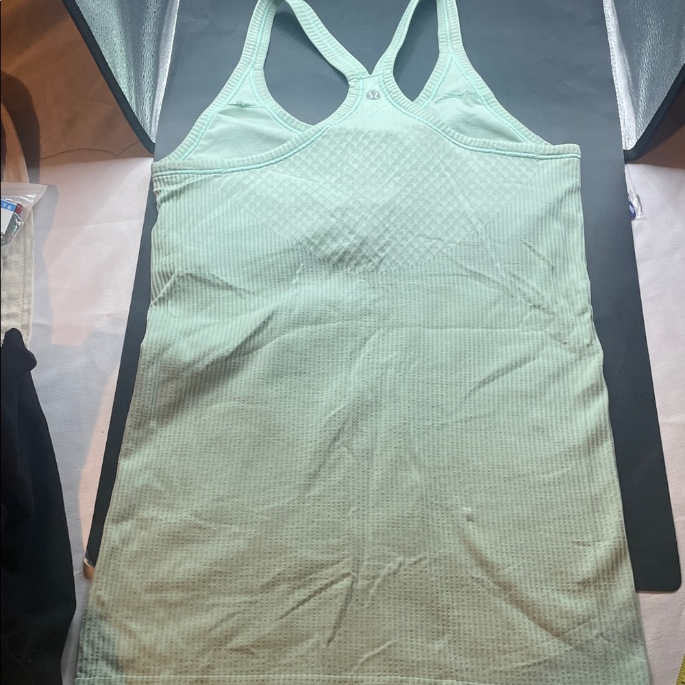 Lululemon Athletica Light Green Ribbed Tank Top 000752